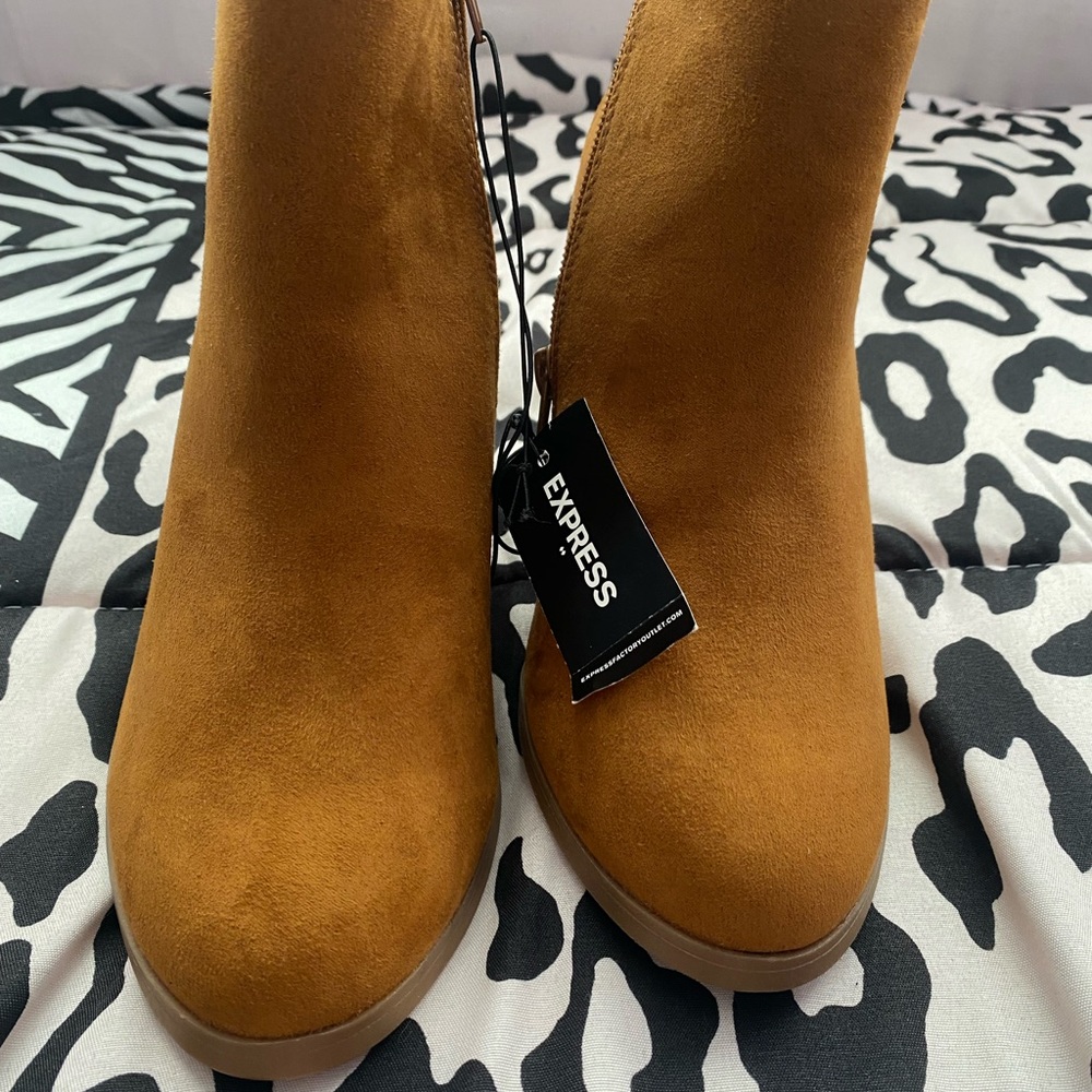 Express booties